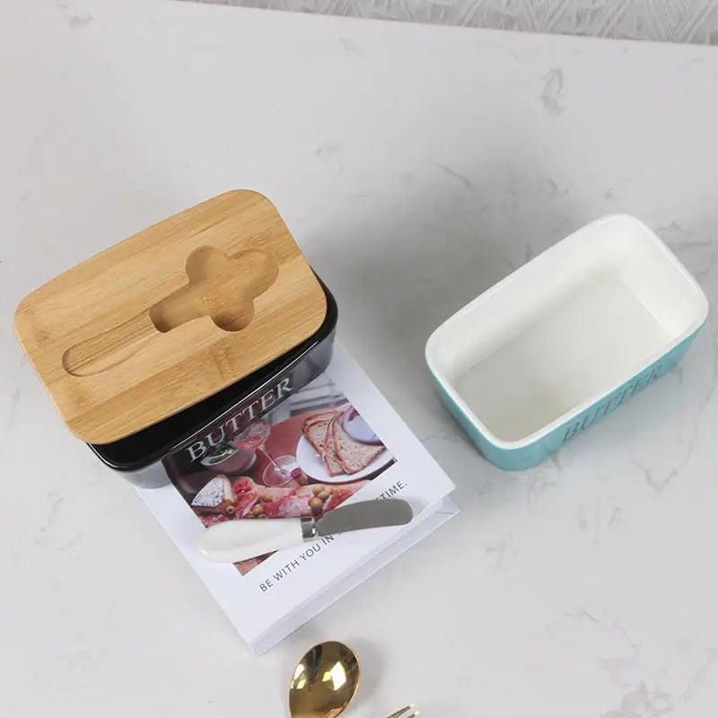 Butter Dish with Natural Porcelain Body