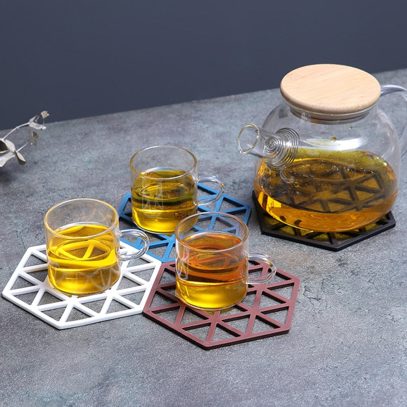 Multiple Geometric Coasters in use