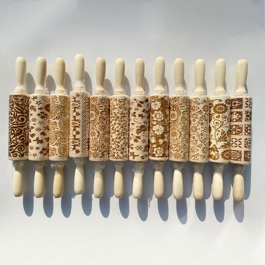 Patterned embossed rolling pin